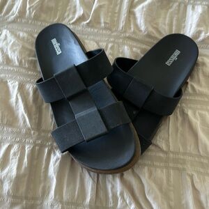 Melissa slides